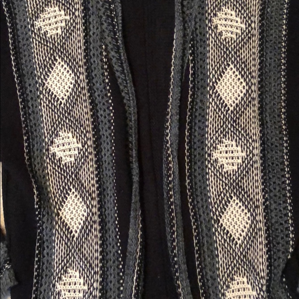 Cardigan - Picture 2 of 3